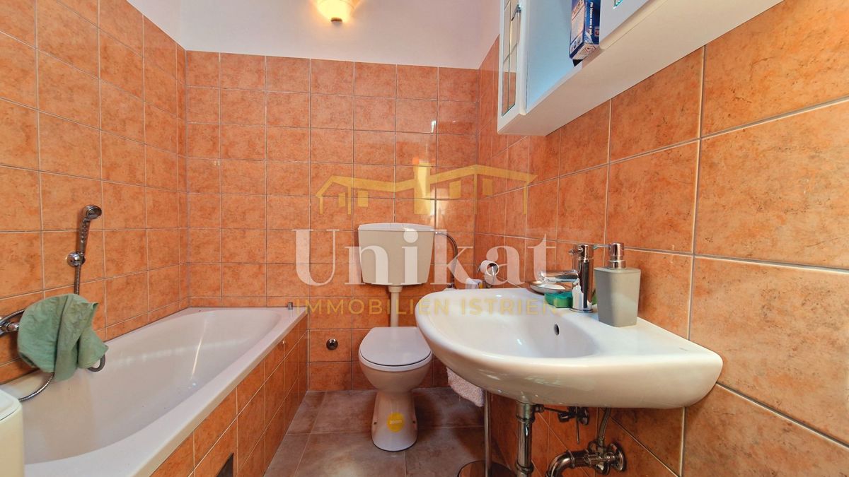 Renovirana kamnita hiša z razgledom na morje, Poreč